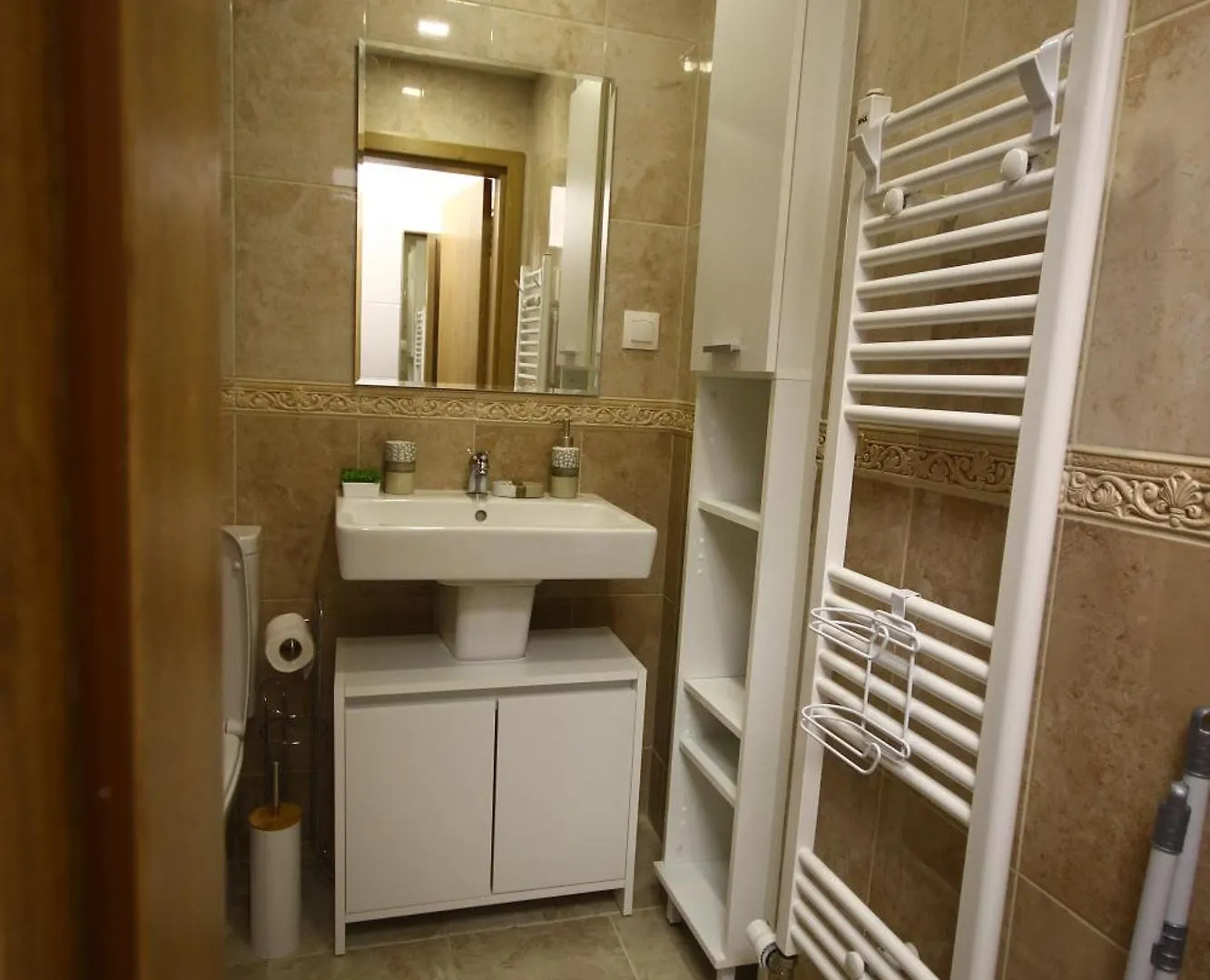 Sofia Central Luxury Apartment 